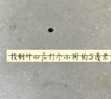 浦北瓷砖空鼓维修公司专业解答在瓷砖铺贴过程中，如果砂料搅拌不均匀，将会带来以下问题